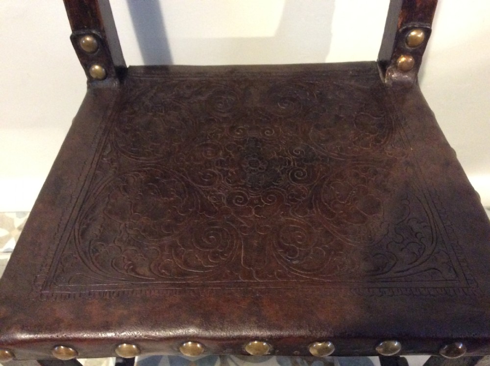 A 17thC Spanish walnut hall chair View IV