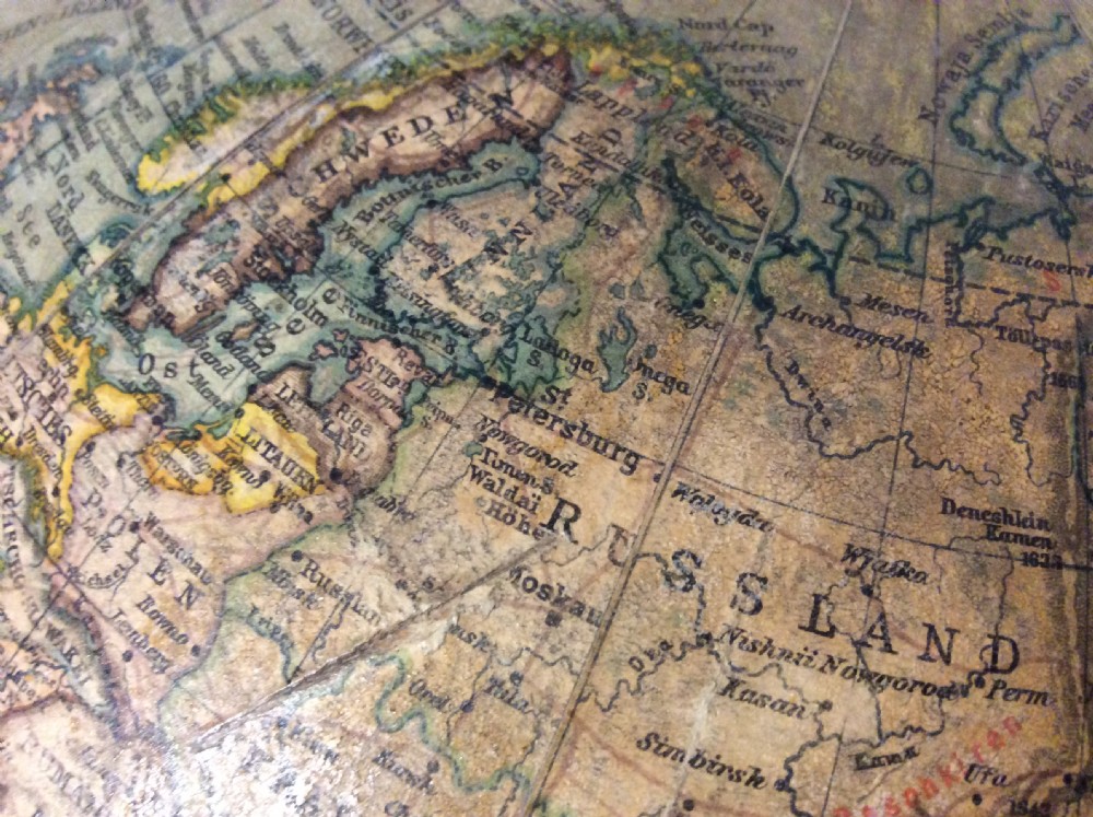 An early 20thC German world globe View IX