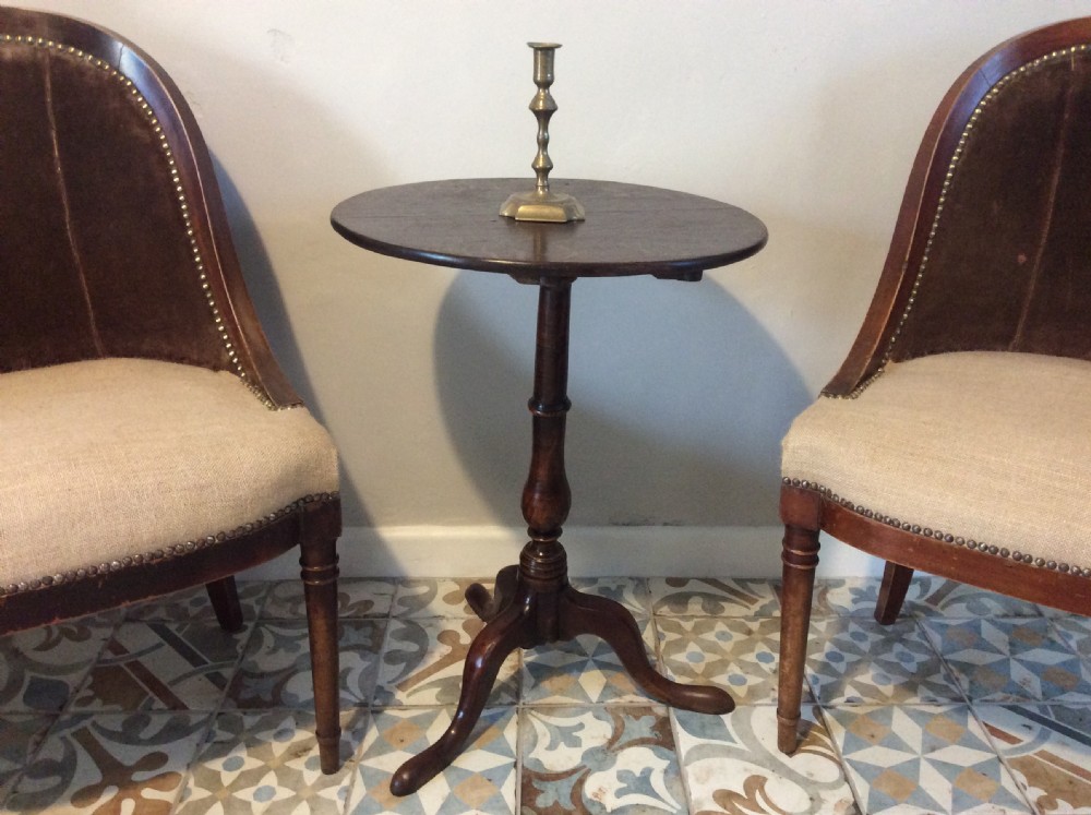 An 18thC oak & elm tripod wine table View II