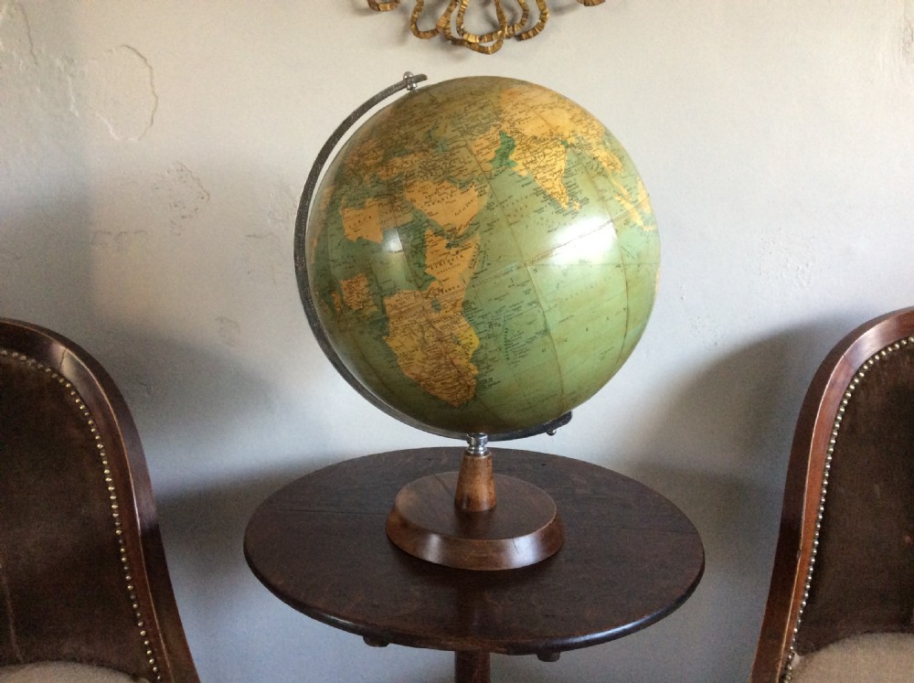 A Philips pre 1935 Globe View XIII