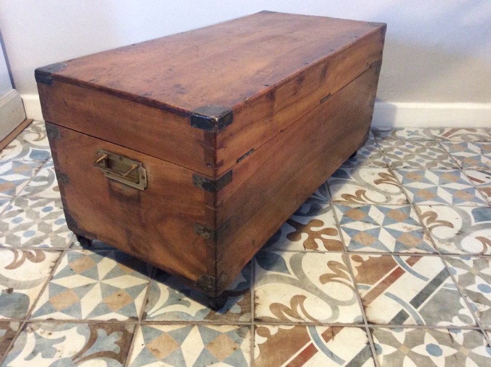 A military camphor campaign trunk View X