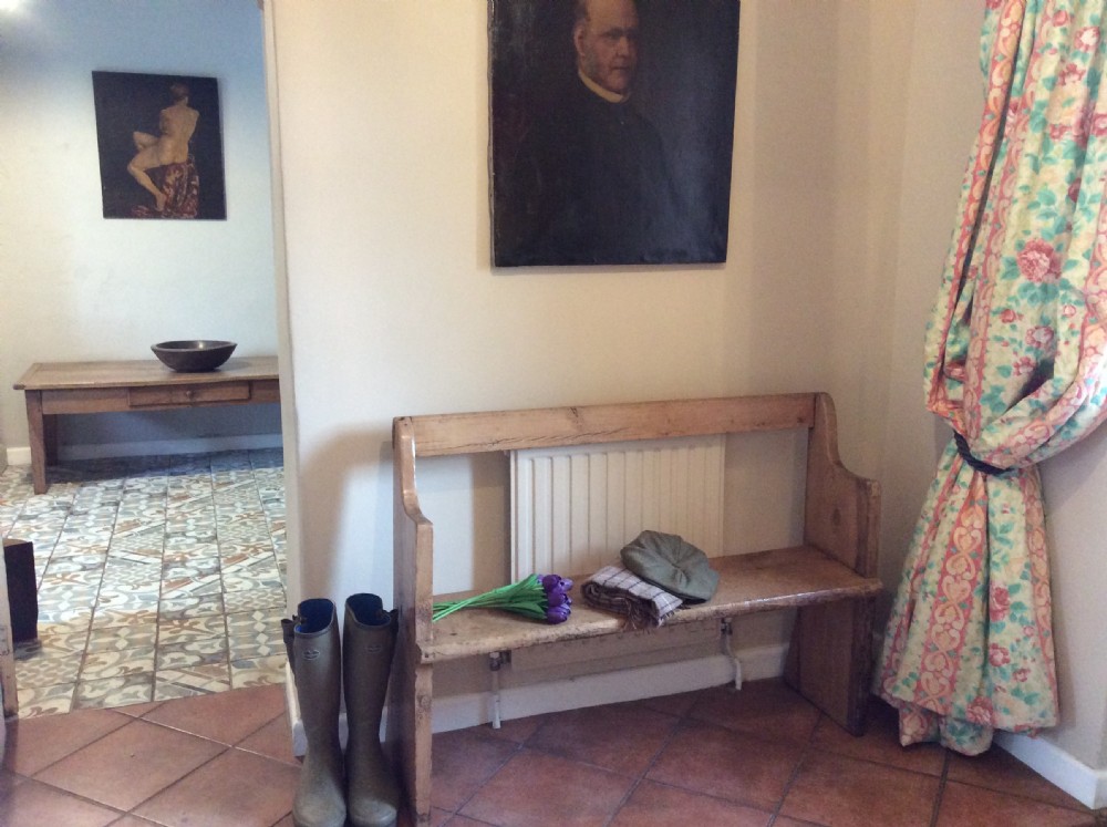 A rustic Victorian hall bench View II