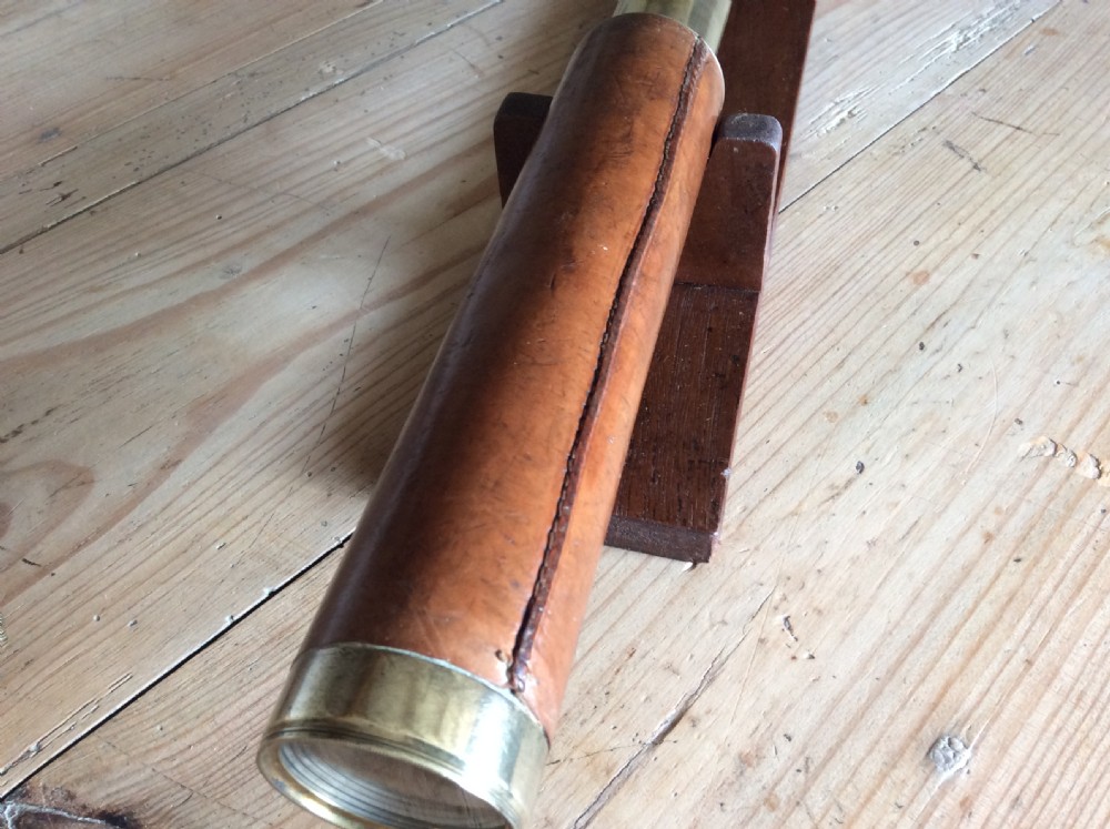 An early 19thC London made telescope View V