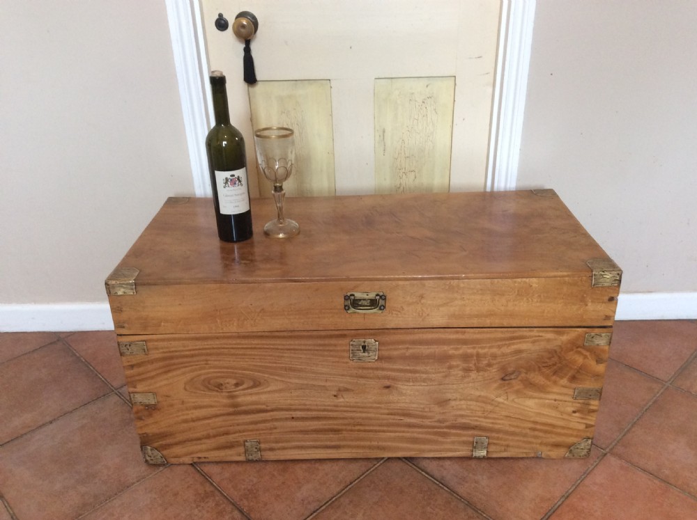 A camphor campaign trunk View II