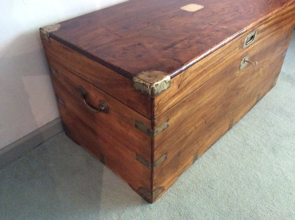 A camphor campaign trunk View VI
