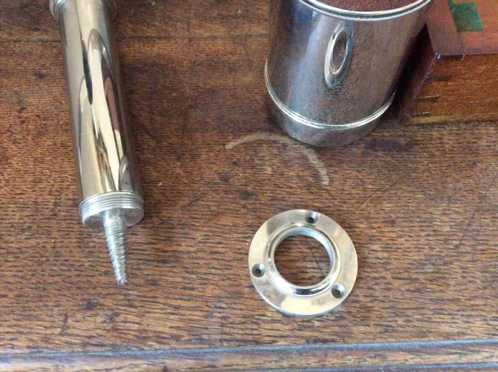 A military campaign telescope View XII