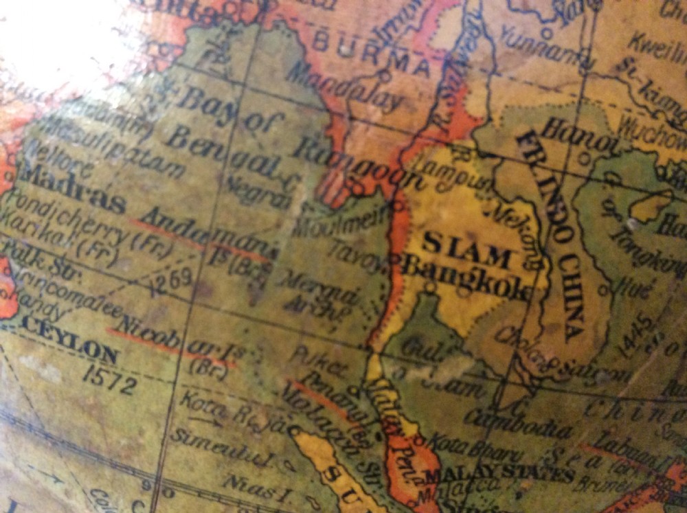 An 8'' Geographia terrestrial world globe View IV