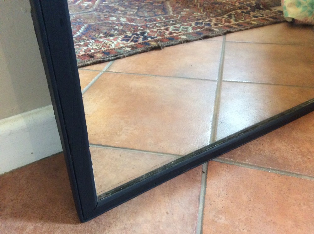 A full length tailors mirror View III