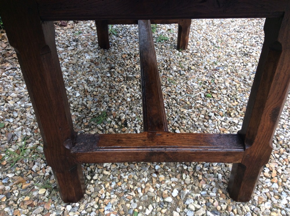 A superb French farmhouse table View V
