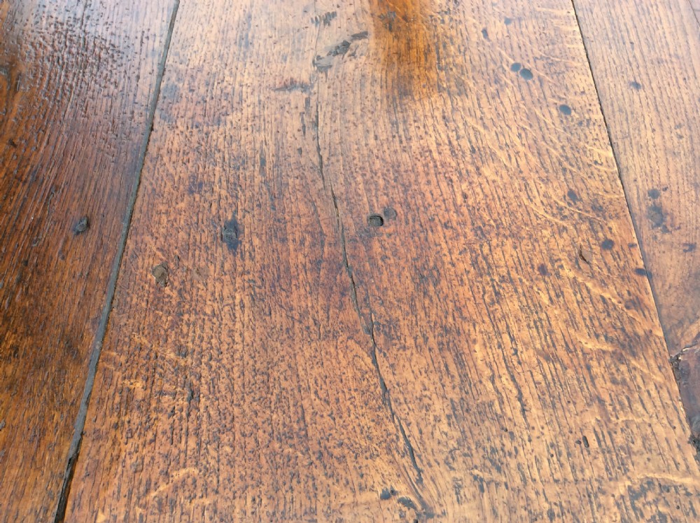 A superb French farmhouse table View VIII