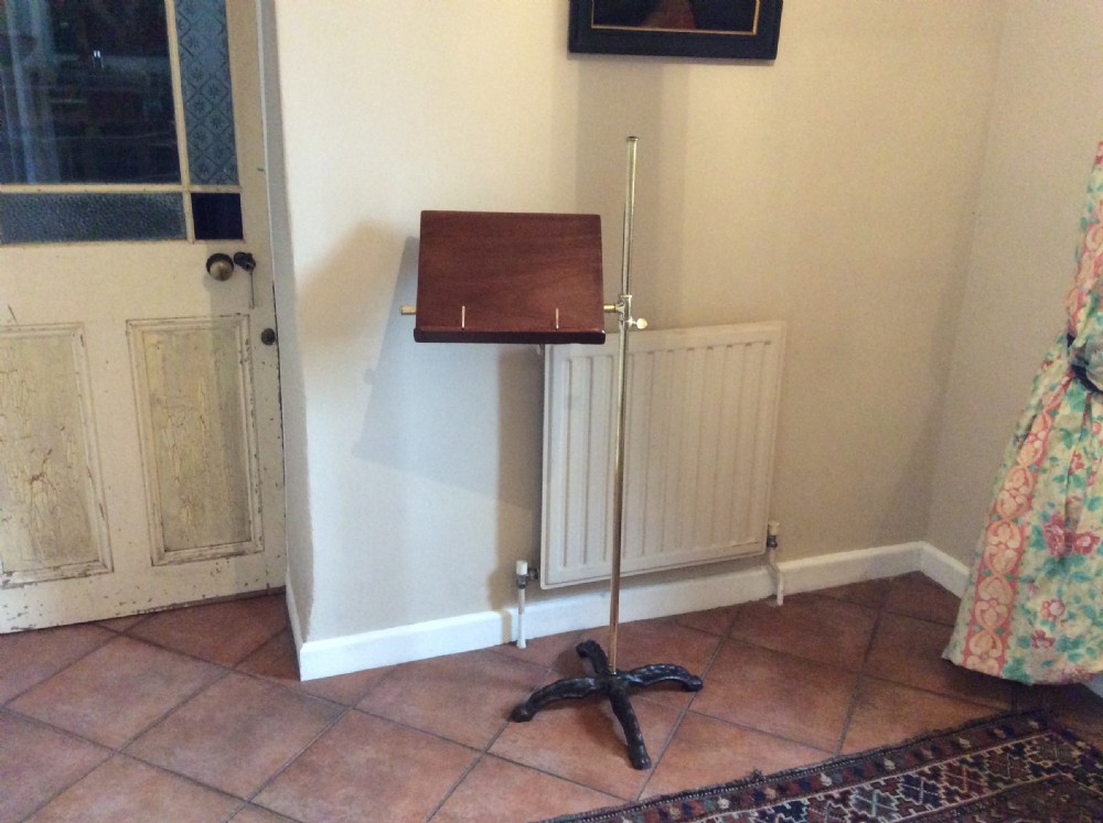 A good 19thC music stand