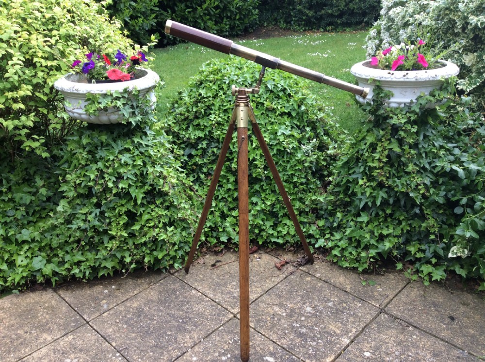 A Broadhurst Clarkson stalking telescope