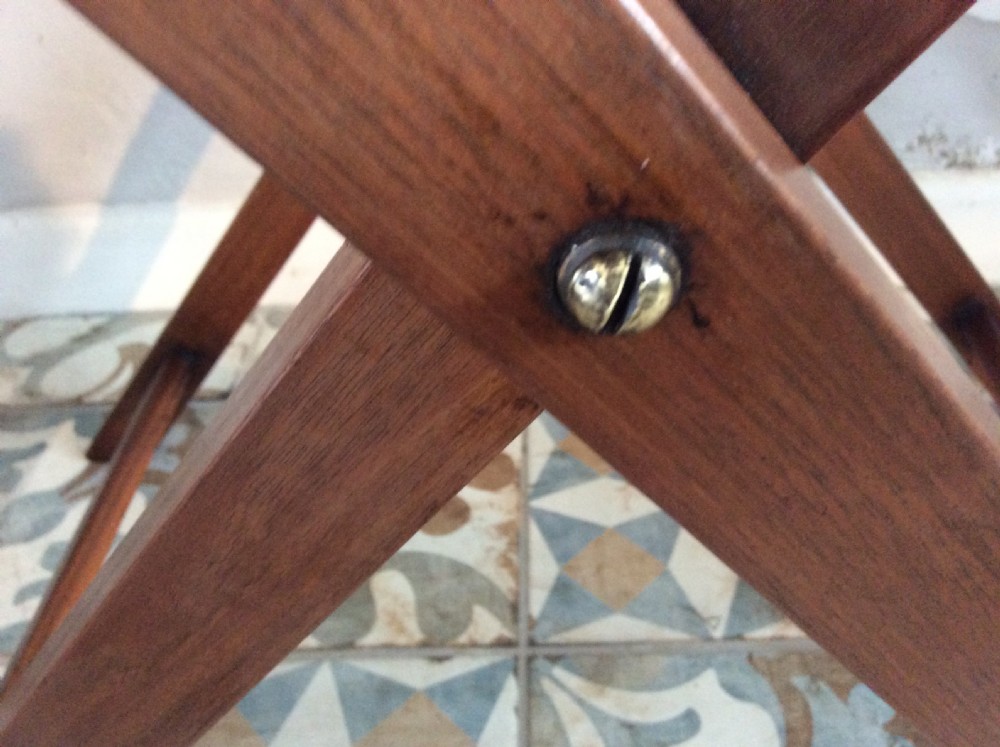A late Georgian oval butlers tray on stand View X