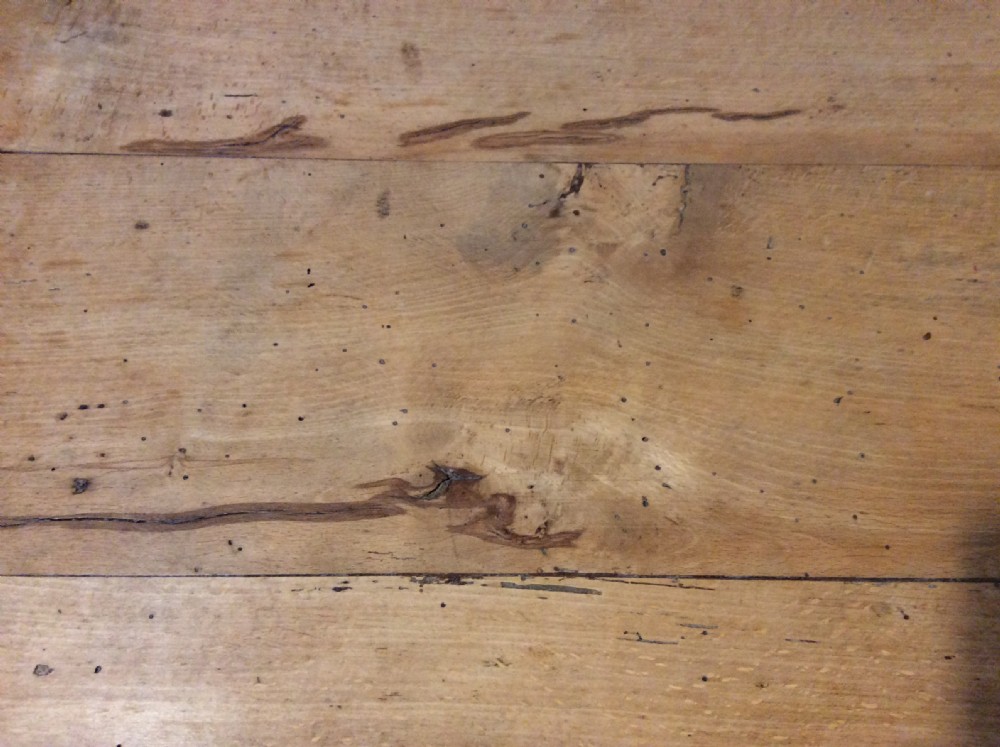 A French farmhouse coffee table View XII