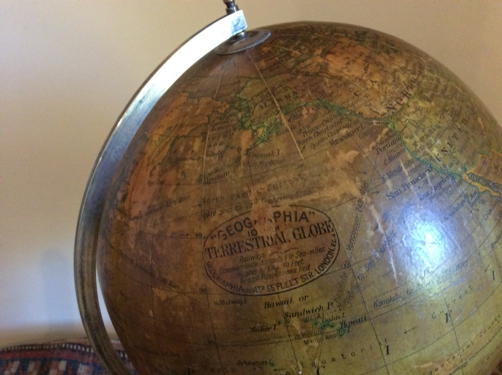 A 10'' terrestrial globe View VII