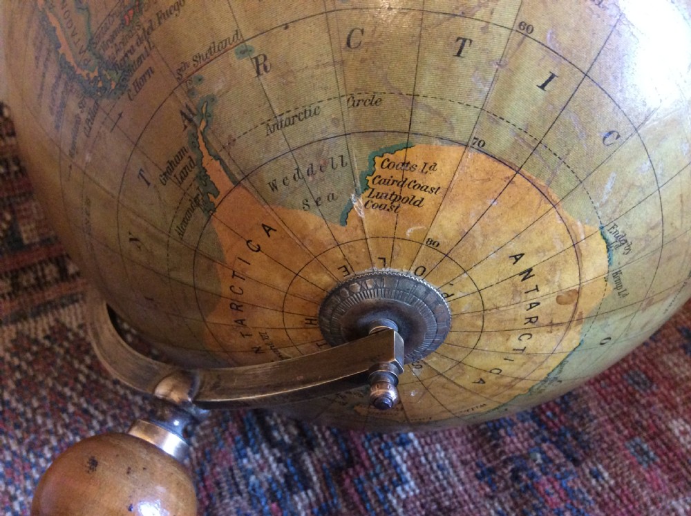 A 10'' terrestrial globe View XI