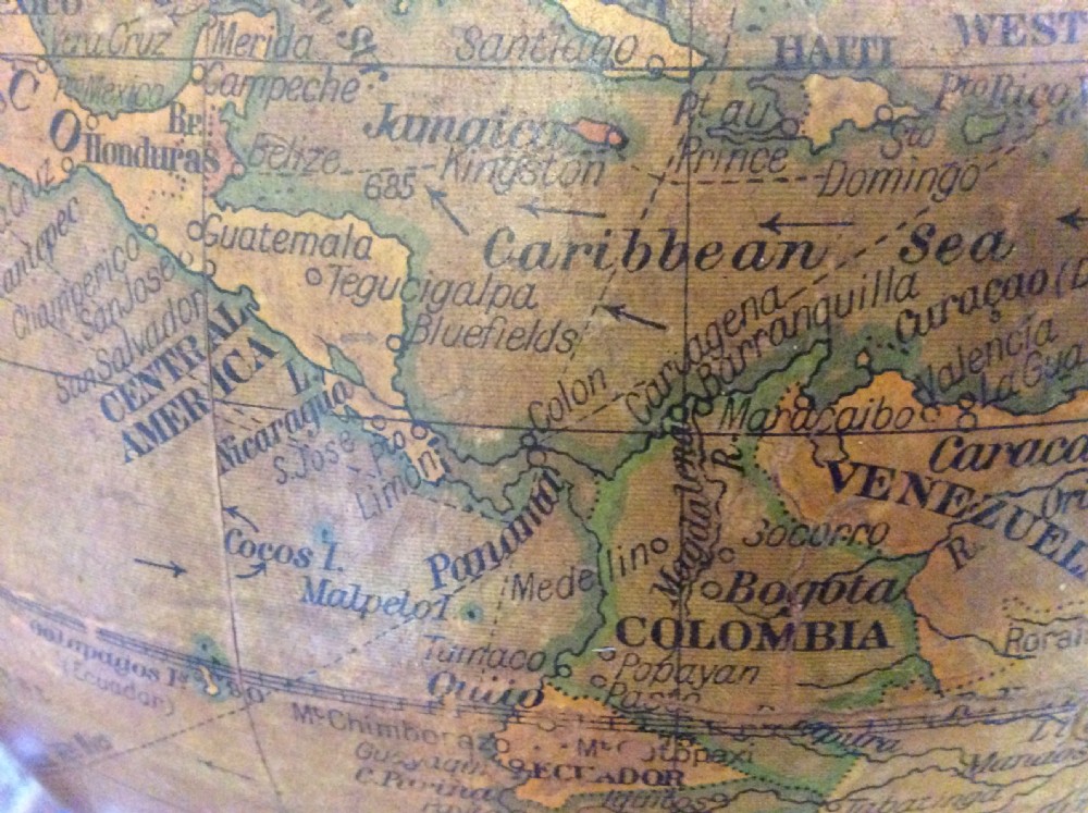 A 10'' terrestrial globe View XV