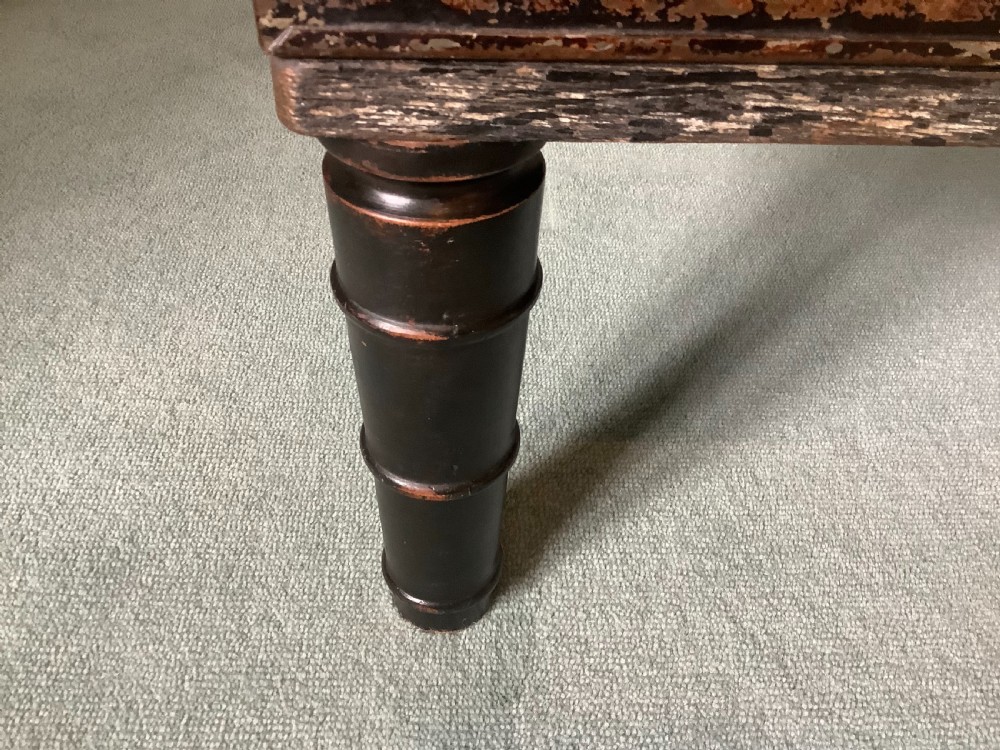 A low military campaign  trunk View XI