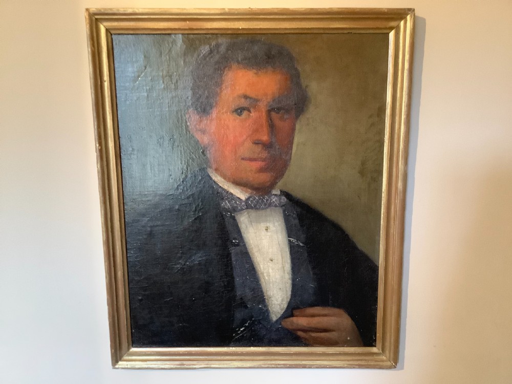 A 19thC oil Portrait of a Gentleman
