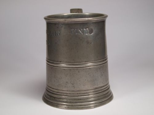 ANTIQUE ENGLISH PEWTER 1 PINT MEASURE BY W MCKENZIE OF BIRMINGHAM 18251841 - ADDITIONAL PHOTO 2