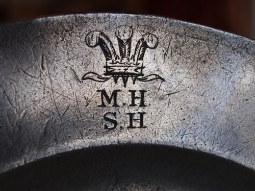 ANTIQUE ENGLISH PEWTER PLAIN RIM PLATE BY WATTS HARTON OF LONDON 18361863 - ADDITIONAL PHOTO 4
