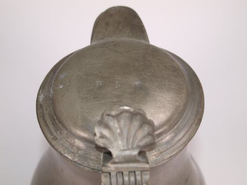 ANTIQUE FLEMISH PEWTER SPOUTED FLAGON GOOD BRUSSELS MARKS LARGE DISPLAY ITEM - ADDITIONAL PHOTO 4