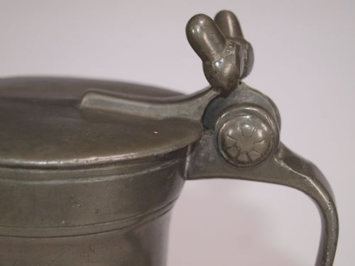 ANTIQUE FRENCH PEWTER NORMANDY FLAGON OF LARGE SIZE CIRCA 1800 - ADDITIONAL PHOTO 7