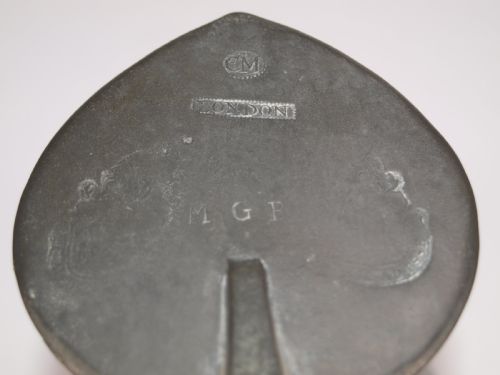 ANTIQUE GUERNSEY 1 QUART LIDDED FLAGON - ADDITIONAL PHOTO 6