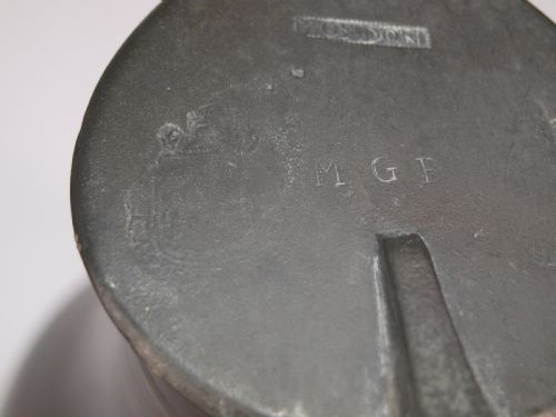 ANTIQUE GUERNSEY 1 QUART LIDDED FLAGON - ADDITIONAL PHOTO 9