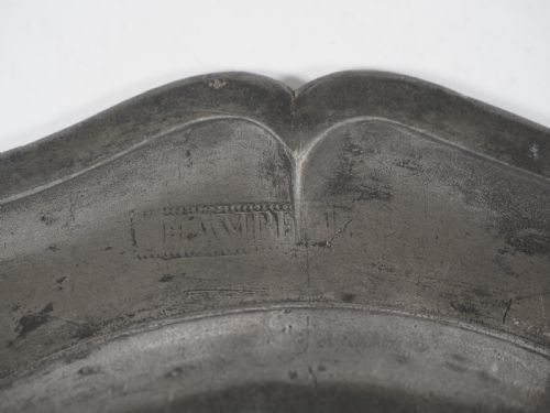 ANTIQUE ENGLISH PEWTER 9 34 INCH WAVY EDGE PLATE BY THOMAS CHAMBERLAIN 17321775 - ADDITIONAL PHOTO 3