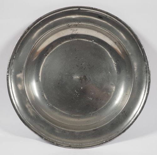 antique english pewter 9 inch single reeded deep plate by spackman grant 17081738 - CATEGORY: ANTIQUE PLATES - DATED 18TH CENTURY