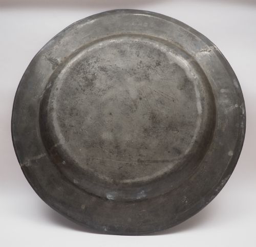 ANTIQUE ENGLISH PEWTER 16IN MULTIPLE REED DISH BY ROBERT GARRATT 16951734 - ADDITIONAL PHOTO 1
