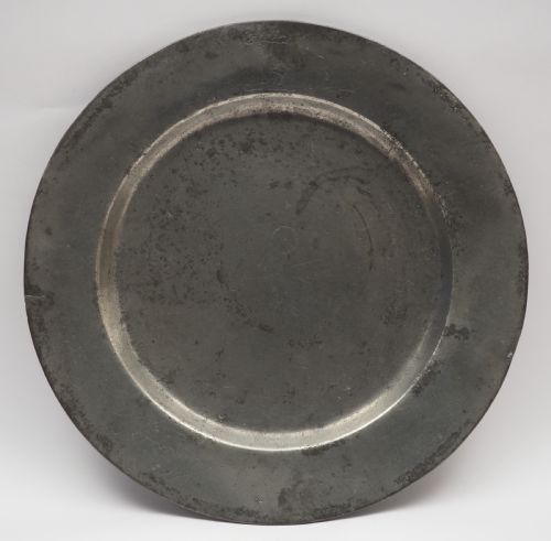 antique english pewter 9in plain rim plate by john osborn ii 1785 - CATEGORY: ANTIQUE METAL - DATED 18TH CENTURY