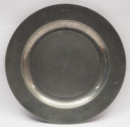 antique english pewter 9in plain rim plate by russell laugher of worcester circa1740 - CATEGORY: ANTIQUE METAL - DATED 18TH CENTURY