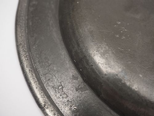 ANTIQUE ENGLISH PEWTER 9IN PLAIN RIM PLATE BY HUGH MASHAM 16811728 - ADDITIONAL PHOTO 5