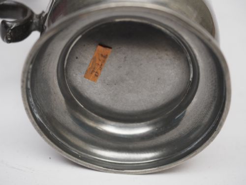 ANTIQUE ENGLISH PEWTER 1 PINT LIDDED TANKARD CIRCA 180020 - ADDITIONAL PHOTO 10