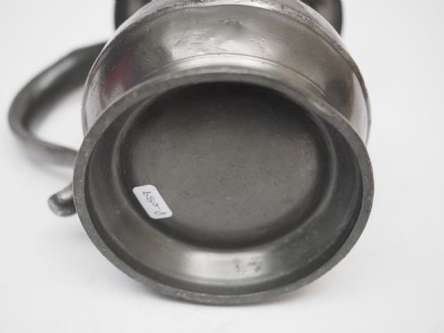 ANTIQUE ENGLISH PEWTER 1 PINT BULBOUS BRASS RIM MEASURE CIRCA 1900 - ADDITIONAL PHOTO 4