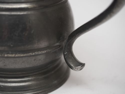 ANTIQUE ENGLISH PEWTER 1 PINT BULBOUS BRASS RIM MEASURE CIRCA 1900 - ADDITIONAL PHOTO 9