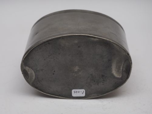ANTIQUE ENGLISH PEWTER OVAL TOBACCO JAR WITH PRESSER CIRCA 1780 - ADDITIONAL PHOTO 5