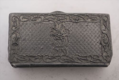 ANTIQUE ENGLISH PEWTER LADIES SNUFF BOX OF SMALL SIZE CIRCA 1830 - ADDITIONAL PHOTO 3