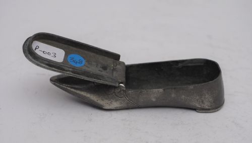 ANTIQUE ENGLISH PEWTER LADIES SHOE SNUFF BOX CIRCA 1840 - ADDITIONAL PHOTO 3