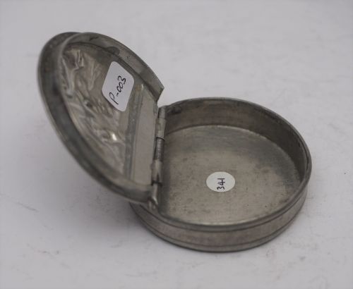 ENGLISH PEWTER POCKET SNUFF OR TOBACCO BOX JAMES DIXON CIRCA 1930 - ADDITIONAL PHOTO 3