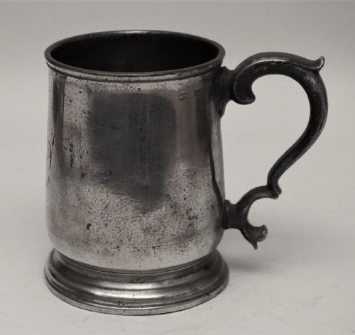 Antique English Pewter 1 Pint Tavern Mug by M Alderson, 1821-1832.