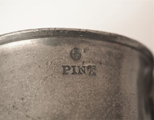 ANTIQUE SCOTTISH PEWTER 1 PINT MEASURE BY J MOYES EDINBURGH 1851 1891 - ADDITIONAL PHOTO 5