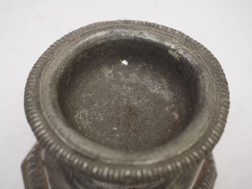 ANTIQUE OCTAGONAL TABLE SALT PROBABLY FRENCH CIRCA 1720 - ADDITIONAL PHOTO 3