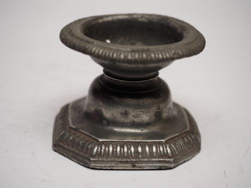 ANTIQUE OCTAGONAL TABLE SALT PROBABLY FRENCH CIRCA 1720 - ADDITIONAL PHOTO 5