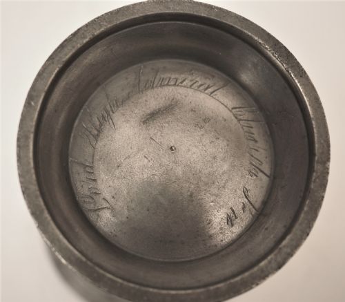 ANTIQUE ENGLISH PEWTER 1 PINT MEASURE LORD HIGH ADMIRAL CIRCA 1890 - ADDITIONAL PHOTO 4