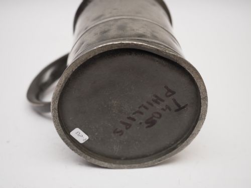 ANTIQUE ENGLISH PEWTER 1 QUART SPOUTED MEASURE THOMAS PHILLIPS 1795 1849 - ADDITIONAL PHOTO 3