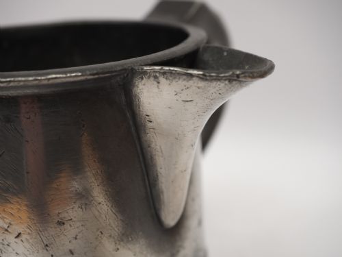 ANTIQUE ENGLISH PEWTER 1 QUART SPOUTED MEASURE W R LOFTUS 1856 1887 - ADDITIONAL PHOTO 6