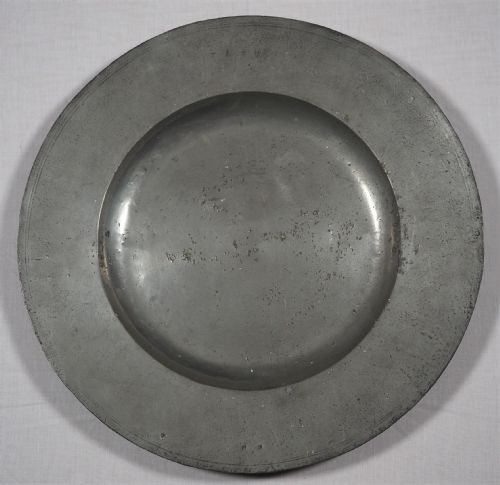 antique english pewter 20 14 inch broad rim charger by robert gregge 1673 1684 - CATEGORY: ANTIQUE METAL - DATED BEFORE 1700